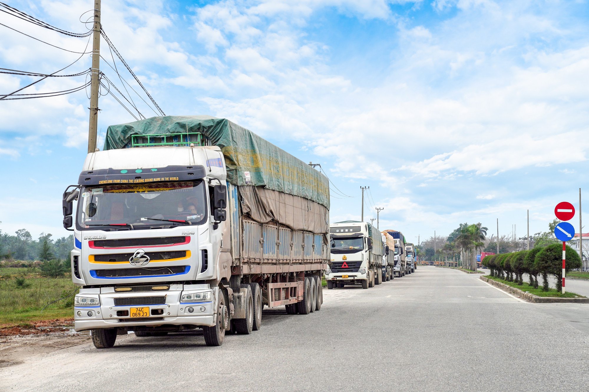 Thời gian vận chuyển hàng từ Lào về Việt Nam từ 1-3 ngày