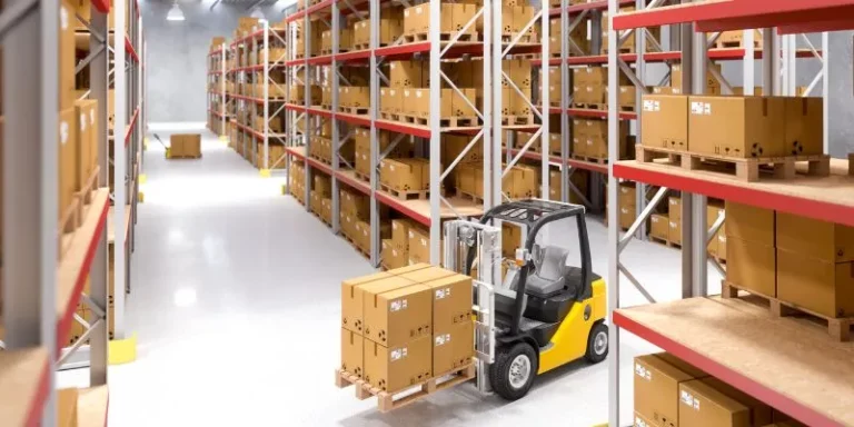 Vận hành kho Thái Lan