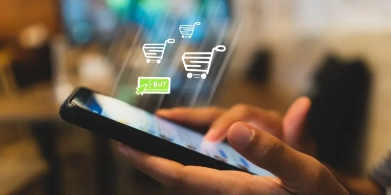 Bán hàng qua livestream trở thành kênh quan trọng